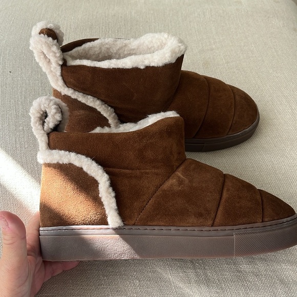 Free People Inuikki Brand NWT Pull on Suede Shearling waterproof winter bootie - Picture 1 of 5
